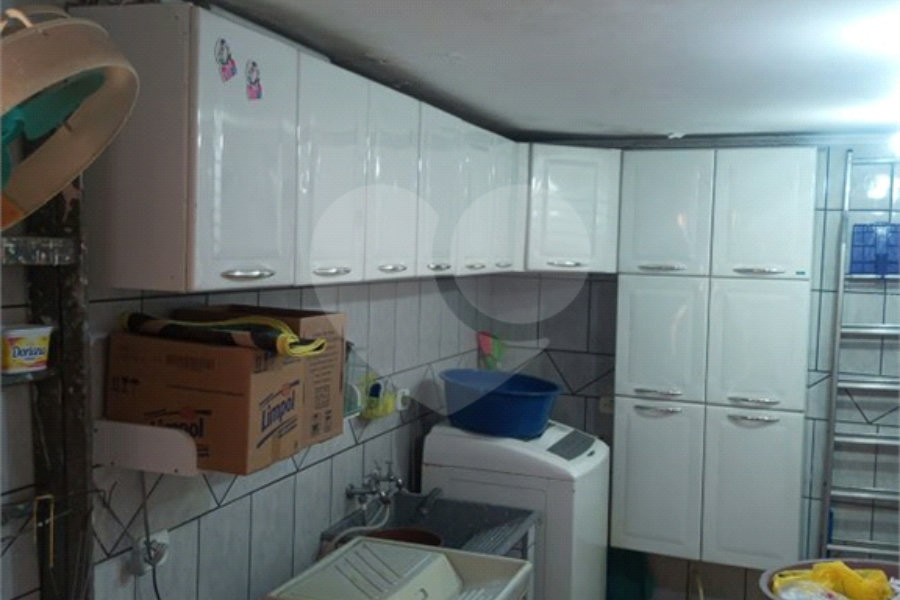 Sobrado à venda com 3 quartos em Vila Santa Maria, São Paulo, SP