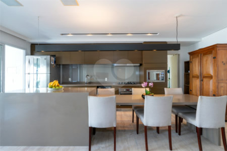 Apartamento à venda com 2 suítes em Brooklin, São Paulo, SP
