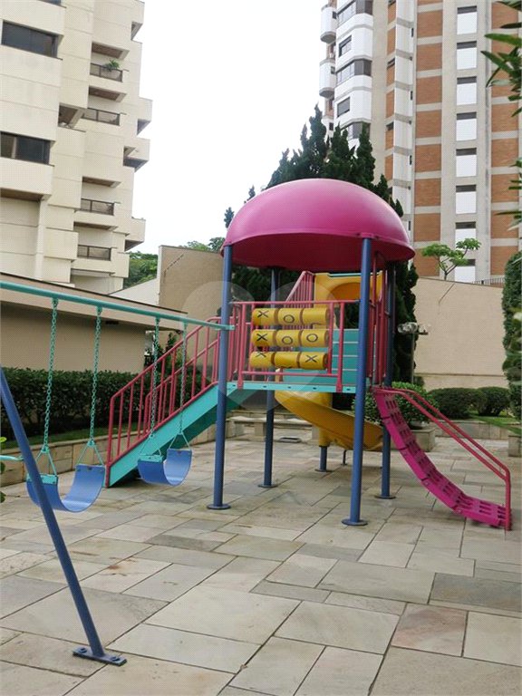 Apartamento à venda com 3 quartos, sendo 2 suítes, em Real Parque, São Paulo, SP