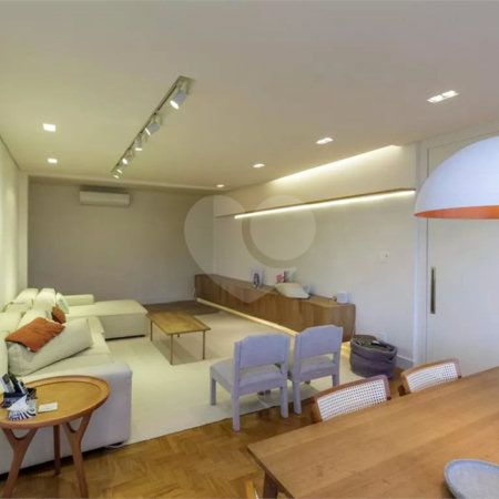 Apartamento à venda com 4 quartos, sendo 2 suítes, em Higienópolis, São Paulo, SP