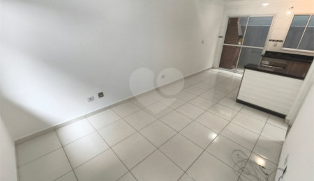 Casa à venda com 2 suítes no condomínio Murilo, São Paulo - SP
