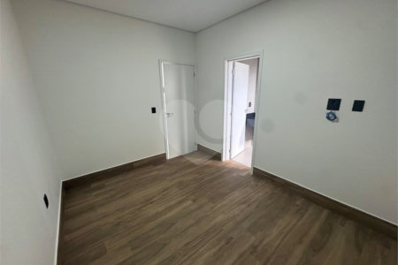 Casa à venda com 3 suítes no condomínio Alphaville Castello, Itu - SP