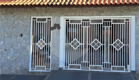 Casa à venda com 3 quartos, sendo 1 suíte,  em Jardim Universo, Mogi das Cruzes, SP