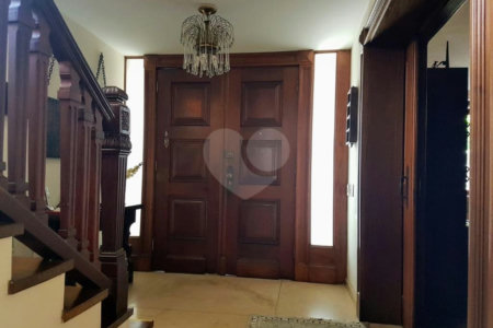 Sobrado à venda com 3 quartos, sendo 2 suítes,  em Brooklin Velho, São Paulo, SP