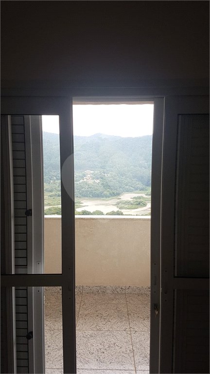 Casa à venda com 5 quartos, sendo 3 suítes,  em Serra da Cantareira, Mairiporã, SP