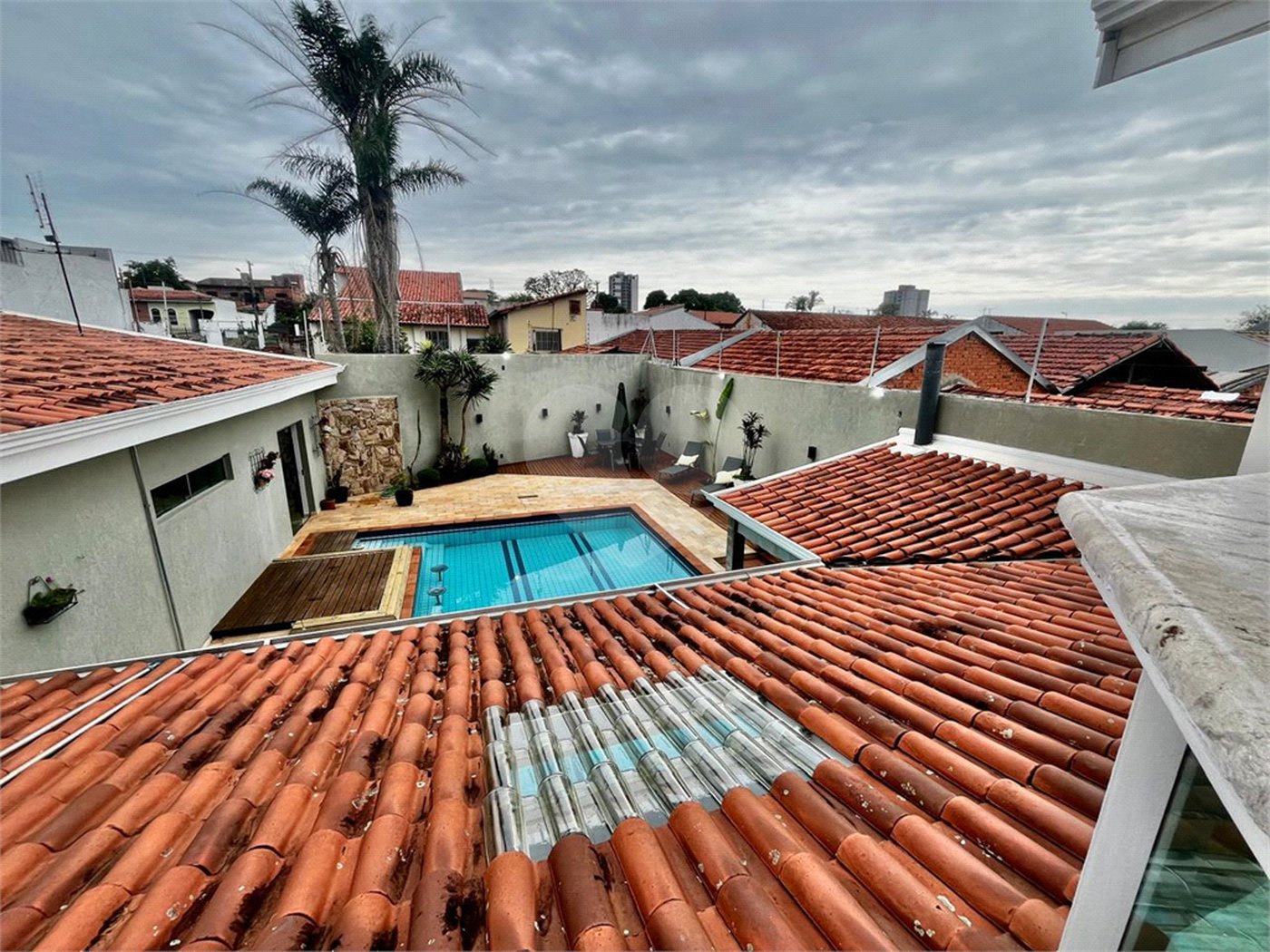 Casa à venda com 4 suítes em Vila Mazarino, Itapetininga, SP