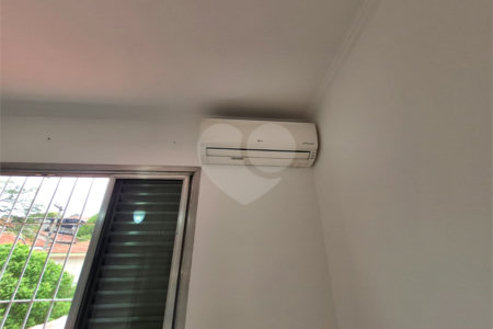 Casa à venda ou para alugar com 3 quartos, sendo 1 suíte, em Parque São Domingos, São Paulo, SP