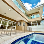 Casa à venda com 4 suítes no condomínio Quinta das Laranjeiras, Jundiaí - SP