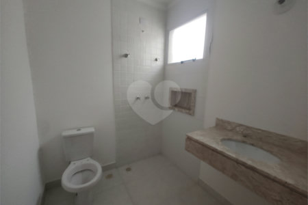 Casa Térrea à venda com 3 suítes em Jardim do Lago, Atibaia, SP
