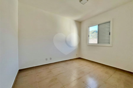 Casa à venda com 3 quartos no condomínio Residencial Villa Flora, Votorantim - SP