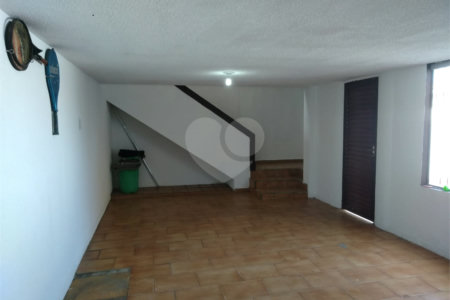 Casa à venda com 3 quartos, sendo 1 suíte, em Vila Carvalho, Sorocaba, SP