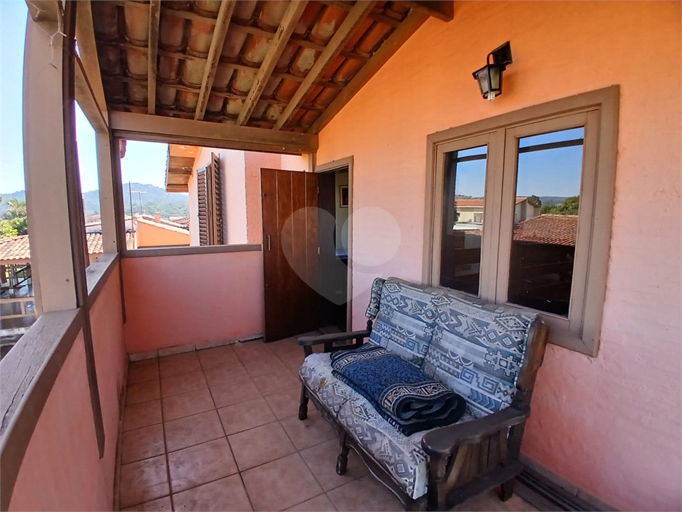 Casa à venda com 3 quartos, sendo 2 suítes, em Jardim Brogotá, Atibaia, SP