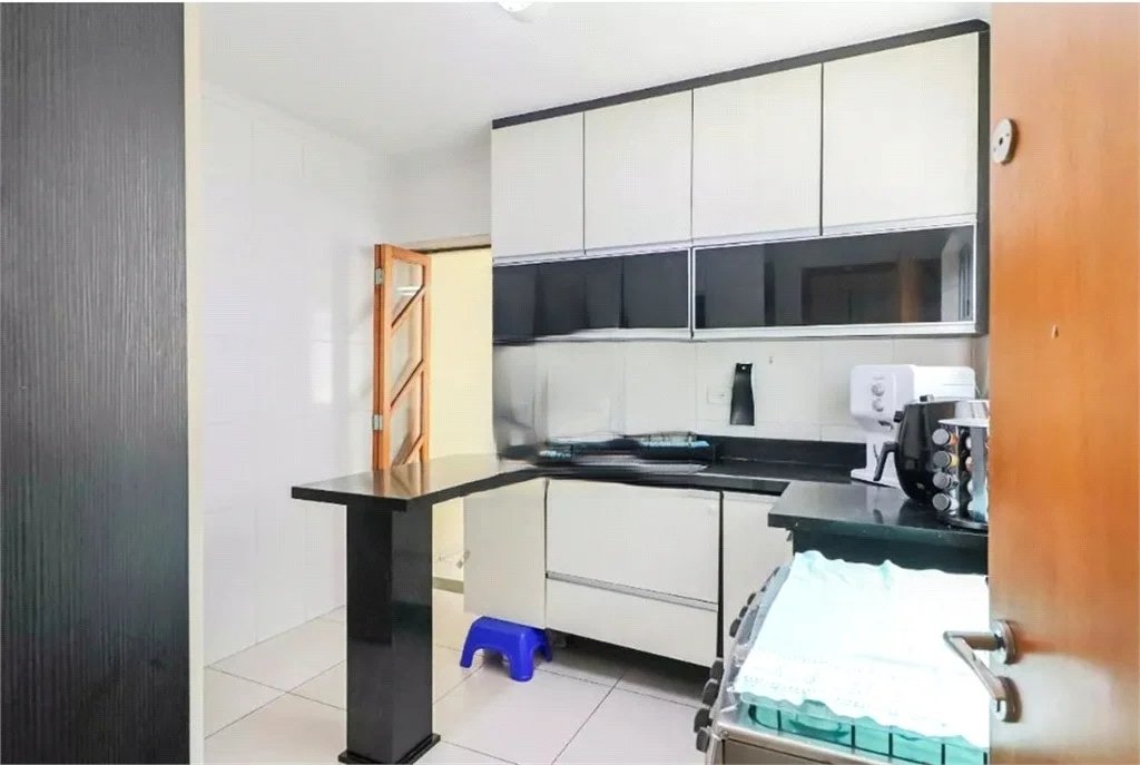 Sobrado à venda com 3 quartos, sendo 1 suíte, em Jardim Centenário, São Paulo, SP