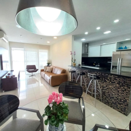 Apartamento com 2 dormitórios à venda, 99 m² por R$ 1.650.000,00 - Gonzaga - Santos/SP