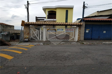 Sobrado à venda com 3 quartos, sendo 1 suíte, em Vila Maria Alta, São Paulo, SP