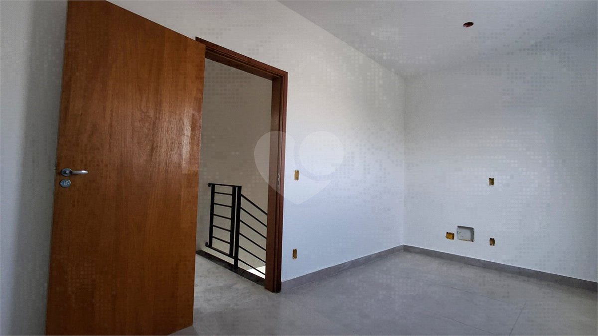 Sobrado à venda com 2 quartos em Vila Colorau, Sorocaba, SP