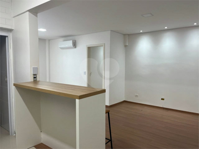 Apartamento à venda com 3 quartos, sendo 1 suíte,  em Tucuruvi, São Paulo, SP