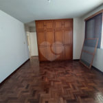 Sobrado à venda com 4 quartos, sendo 2 suítes, em Chácara Monte Alegre, São Paulo, SP