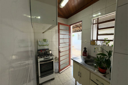 Casa à venda com 2 quartos em Conjunto Habitacional Brás Cubas, Mogi das Cruzes, SP