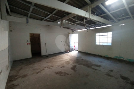 Casa à venda com 5 quartos em Chora Menino, São Paulo, SP
