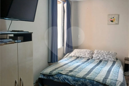 Casa à venda com 3 quartos, sendo 1 suíte,  no condomínio Altos de Poa, Poá - SP