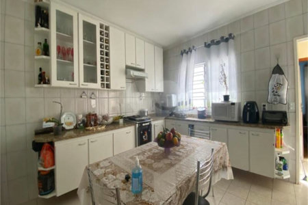 Casa Térrea à venda com 3 quartos, sendo 1 suíte, em Santa Teresinha, São Paulo, SP