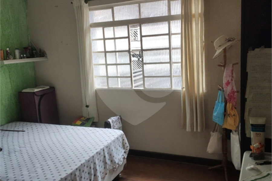 Sobrado à venda com 3 quartos em Parada Inglesa, São Paulo, SP
