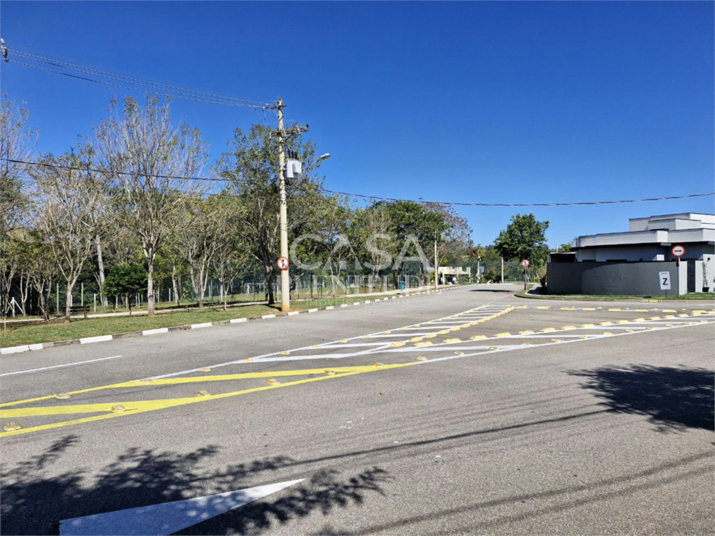 Casa em condomínio à venda com 3 quartos, sendo 1 suíte,  em Cajuru do Sul, Sorocaba, SP