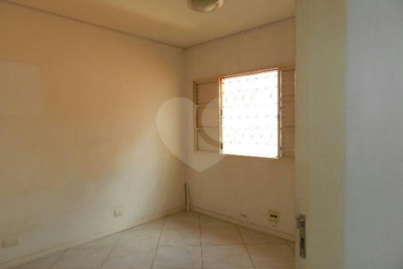 Casa de Vila à venda com 3 quartos, sendo 1 suíte, em Brooklin Novo, São Paulo, SP