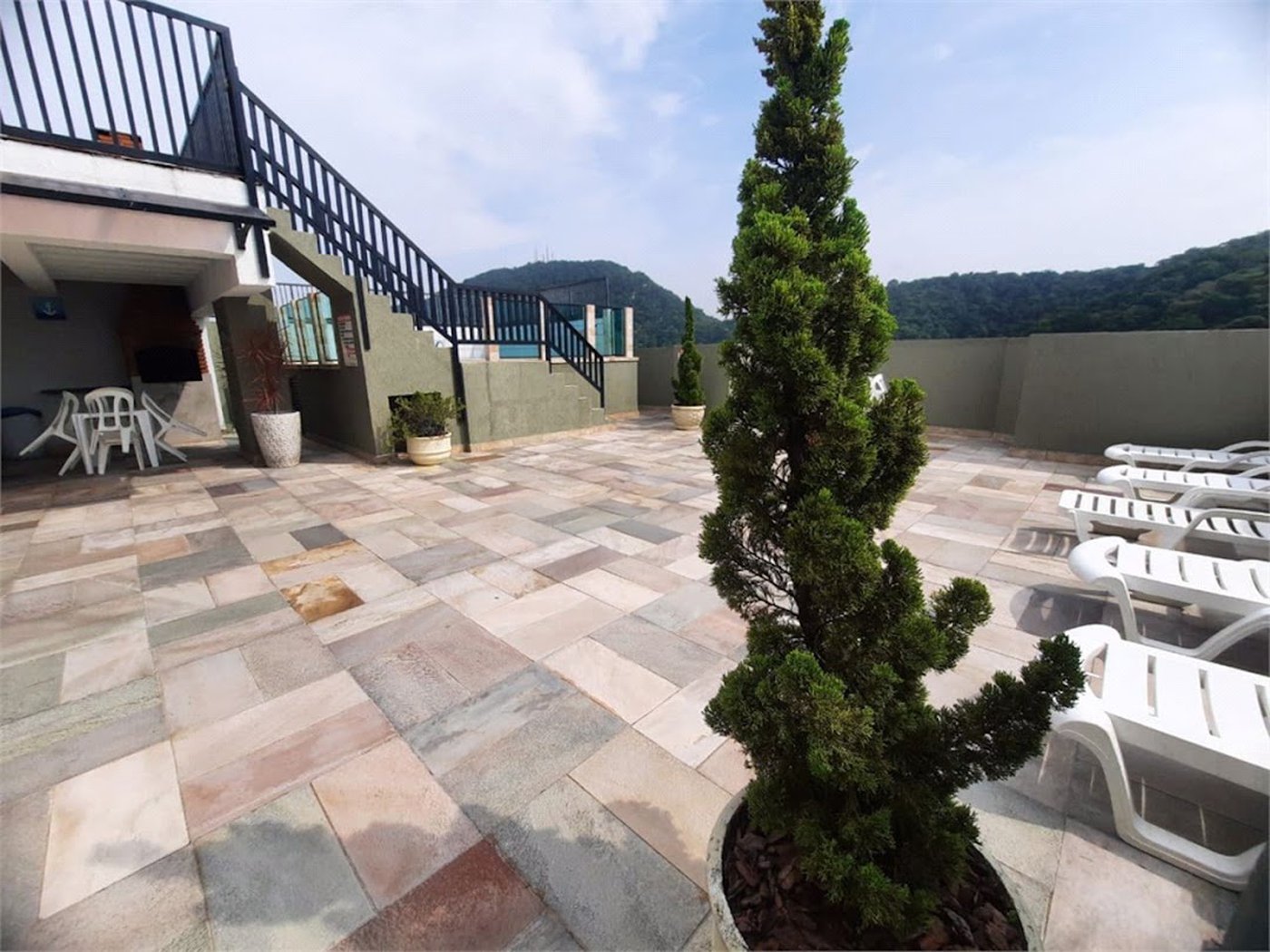 Apartamento à venda, 45 m² por R$ 307.400,00 - Enseada - Guarujá/SP