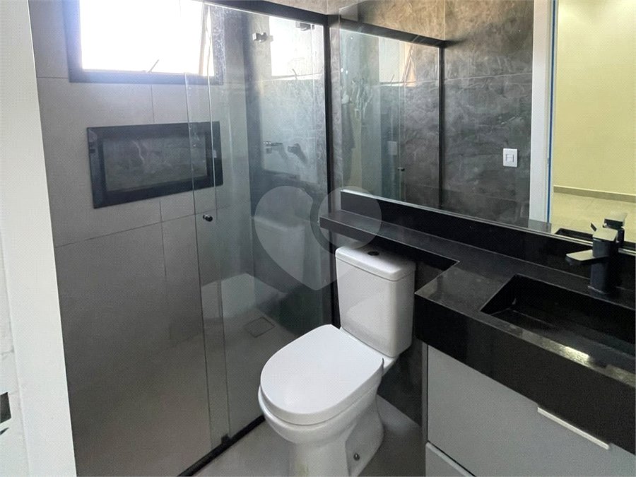 Casa à venda com 3 quartos, sendo 1 suíte, no condomínio Helena Maria, Sorocaba - SP
