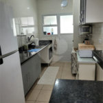 Apartamento à venda com 2 quartos, sendo 1 suíte, no Centro, Mongaguá, SP