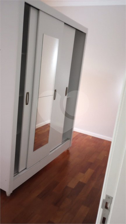 Casa à venda com 3 suítes no condomínio Picollo, Louveira - SP