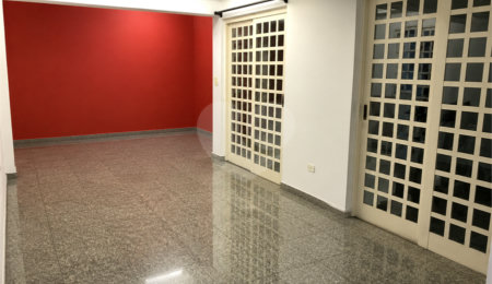 Casa à venda com 4 quartos, sendo 2 suítes,  em Jardim Bela Vista, Santo André, SP