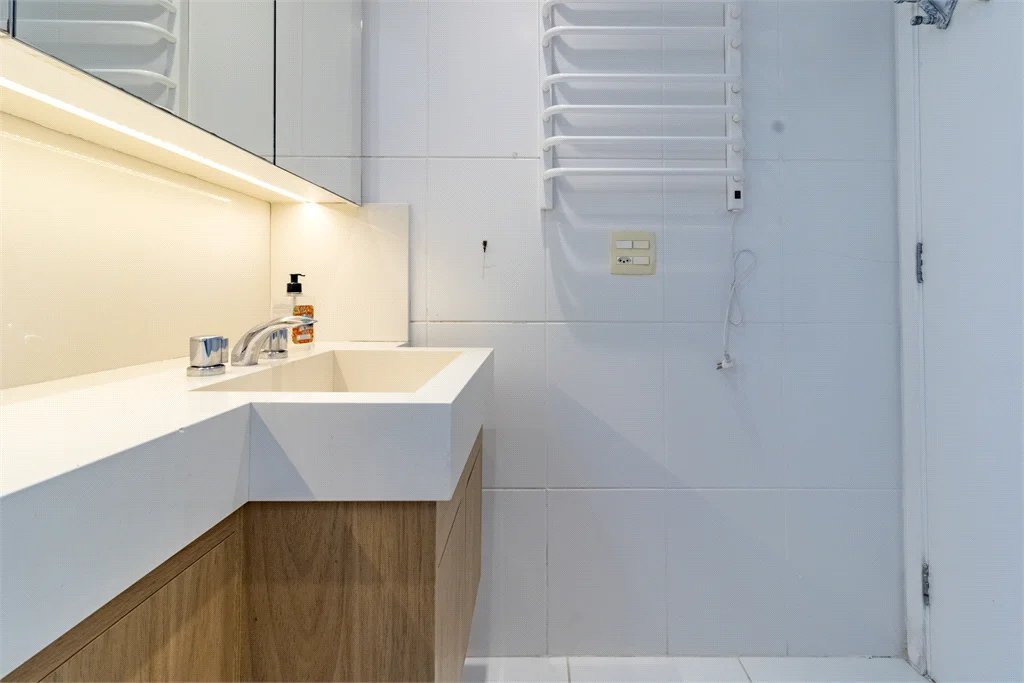Apartamento para alugar com 1 suíte em Alto de Pinheiros, São Paulo, SP