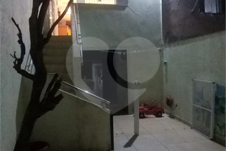 Sobrado à venda com 2 quartos em Vila Gumercindo, São Paulo, SP