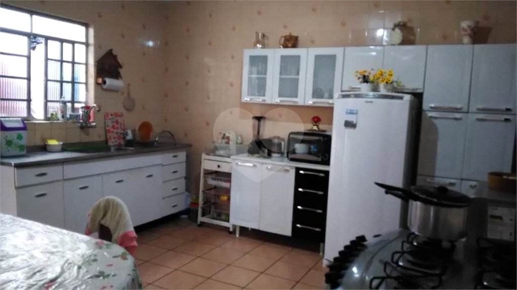 Sobrado à venda com 6 quartos em Horto Florestal, São Paulo, SP