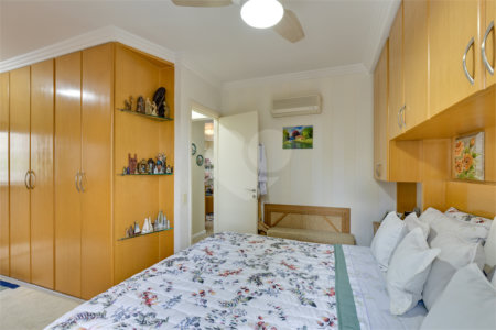 Apartamento à venda com 3 quartos, sendo 2 suítes, em Santo Amaro, São Paulo, SP