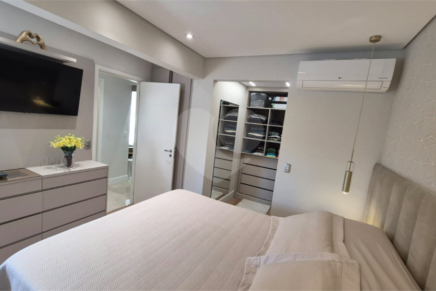 Apartamento à venda com 3 suítes em Santana, São Paulo, SP
