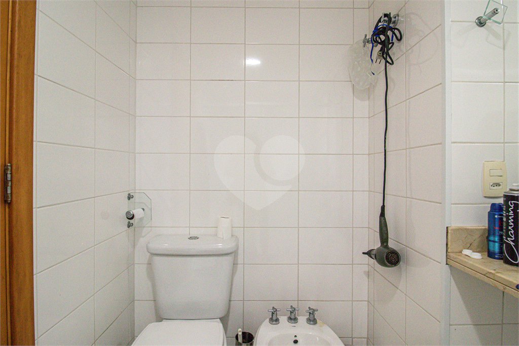 Apartamento à venda com 4 quartos, sendo 2 suítes, em Jardim Prudência, São Paulo, SP