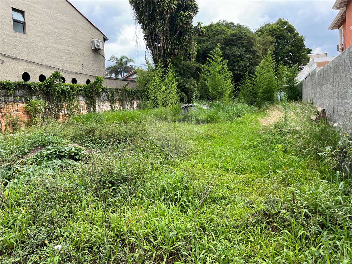 Terreno à venda em Jardim Hípico, São Paulo, SP