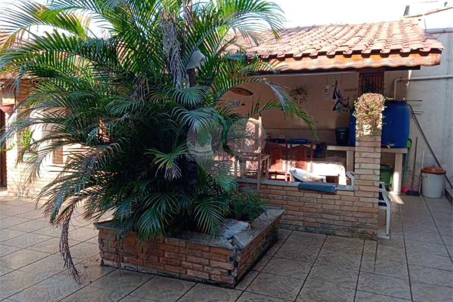 Sobrado à venda com 3 suítes em Jaçanã, São Paulo, SP