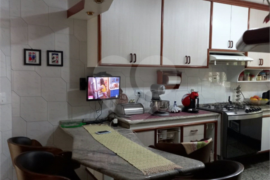 Casa à venda com 4 suítes no condomínio Bibi II, São Paulo - SP