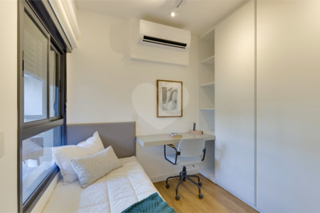 Apartamento à venda com 3 quartos, sendo 1 suíte, em Jardim Marajoara, São Paulo, SP
