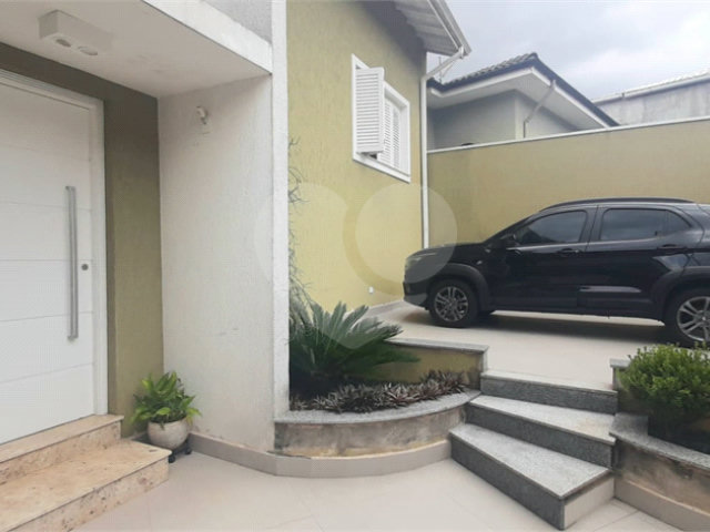 Sobrado à venda com 4 quartos, sendo 2 suítes,  em Tucuruvi, São Paulo, SP