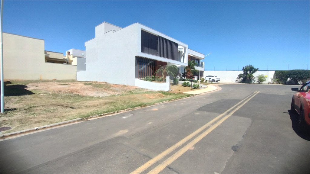 Terreno à venda no condomínio Residencial Maria Dulci, Indaiatuba - SP