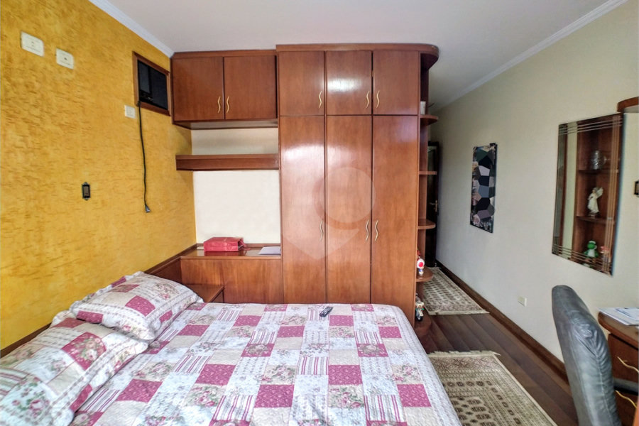 Sobrado à venda com 4 quartos, sendo 3 suítes, em Parada Inglesa, São Paulo, SP