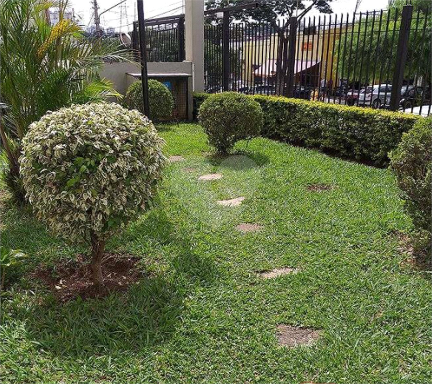 Apartamento à venda com 2 quartos em Jardim Ivana, São Paulo, SP