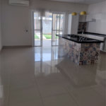 Indaiatuba- Recreio Internacional Viracopos - Terreno com 1000 ms - construido 200 ms - Sobrado com 3 dorms, 1 suite, Ar condicionado nos quartos e sala, cozinha com armários, cooktop, ampla varanda - Quiosque com churrasqueira e piscina , playground, garagem, deposito - R$ 1.500.000,00 - não ace
