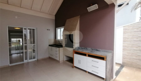 Casa para alugar com 3 quartos, sendo 1 suíte, no condomínio Recanto dos Paturis, Vinhedo - SP